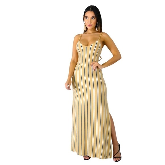 Spaghetti strap maxi dress - Picture 1 of 5